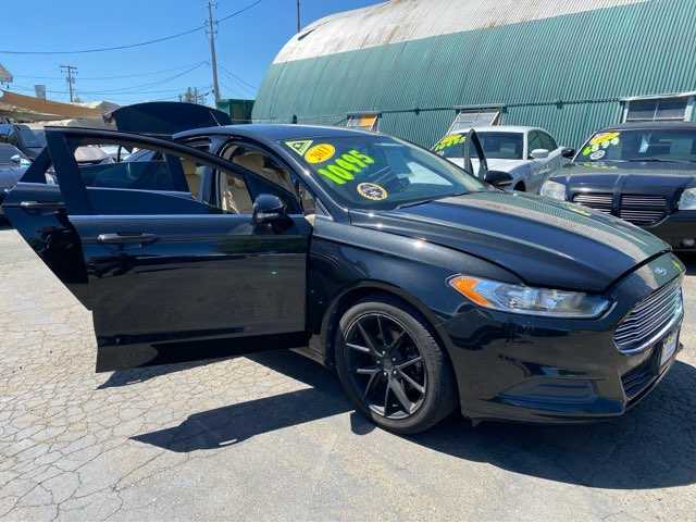 Ford Fusion Image 15