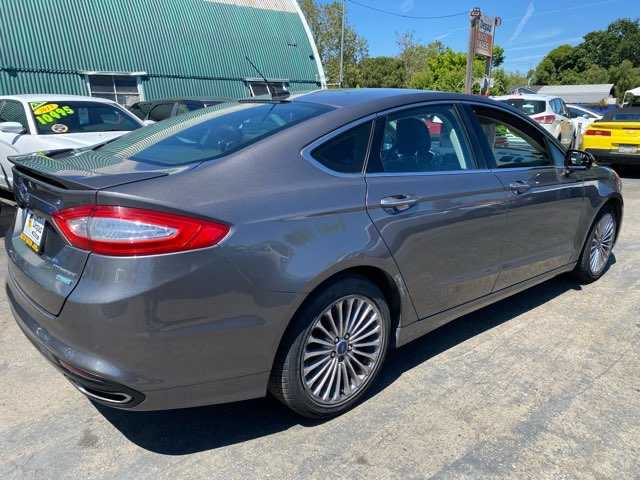 Ford Fusion Image 5