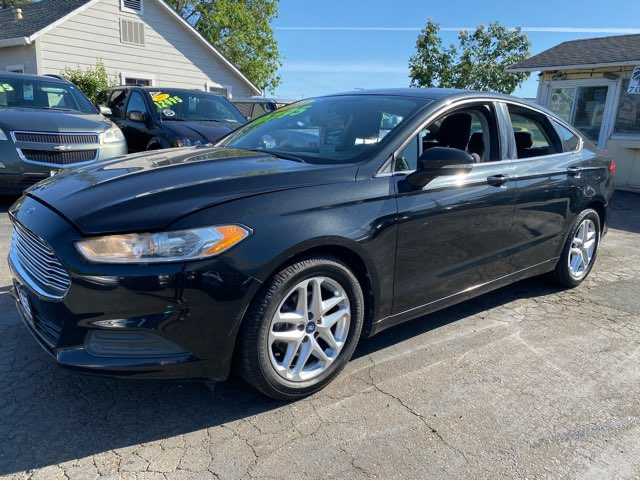 Ford Fusion Image 2