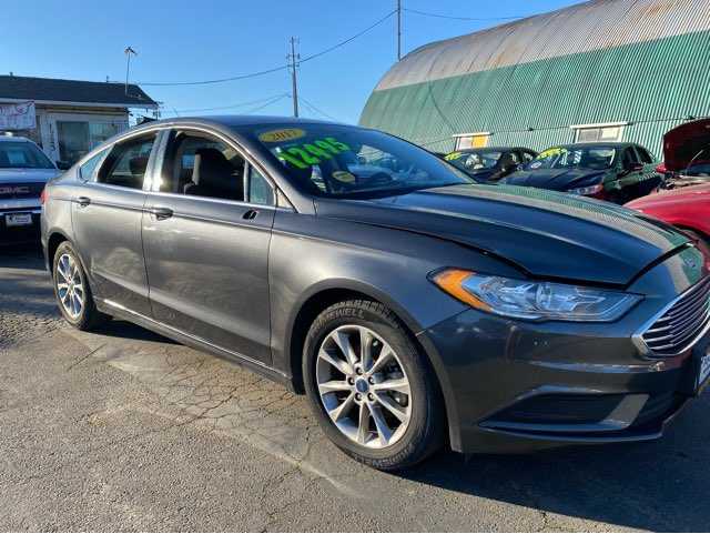 Ford Fusion Image 2